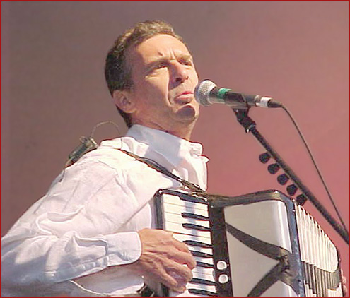 Zachary Richard performing at the Festival Acadien